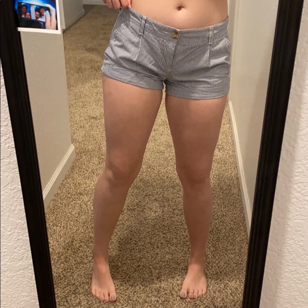 Stripped shorts